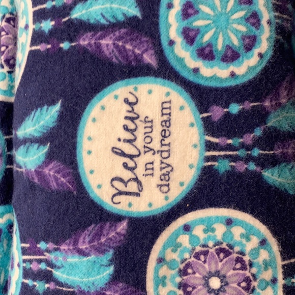 Girls flannel blanket & pillow with matching 18” girl doll blanket & pillow! - Picture 6 of 8